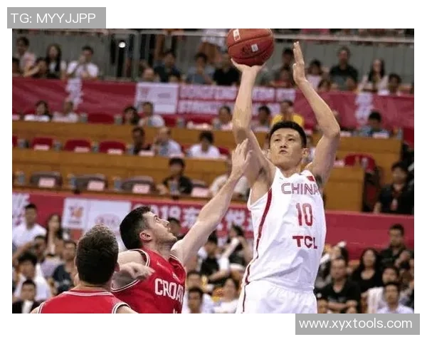 杭州足球队在全国锦标赛积分榜上以50分稳居第一名，领先对手显著