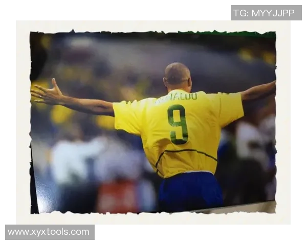 足球传奇罗纳尔多的辉煌历程与影响力解析