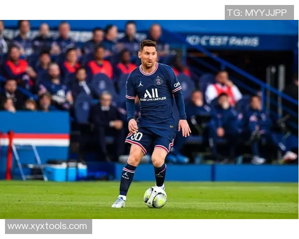 足球明星门柱挑战视频精彩瞬间集锦让你见证球技与运气的完美结合 足球明星门柱挑战视频精彩瞬间集锦让你见证球技与运气的完美结合