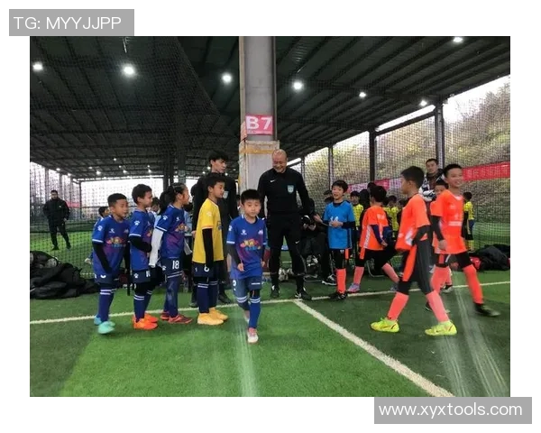 重庆足球队在足球比赛经验排行榜中荣登第八名引发关注与讨论