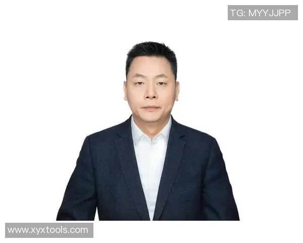 深圳篮球队转型之路的真实记录与发展历程探秘 深圳篮球队转型之路的真实记录与发展历程探秘