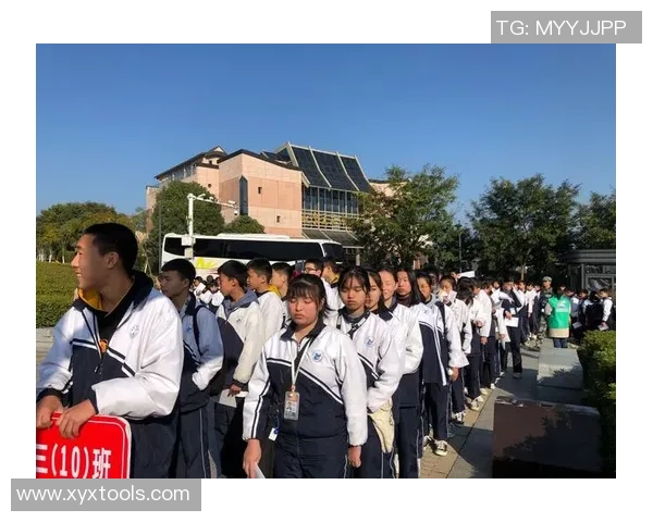 足球明星科瓦西的传奇之路与辉煌成就全解析